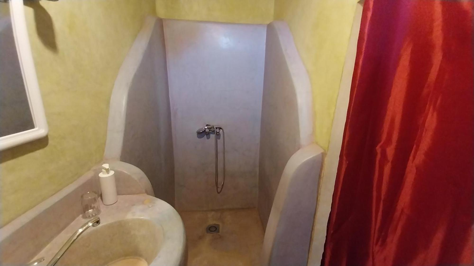 Auberge Bassou Nkob Camera foto
